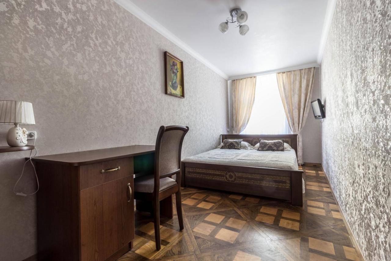 Apartments Near Rynok Square On Staroyevreyska And Fedorova Streets Leópolis Exterior foto
